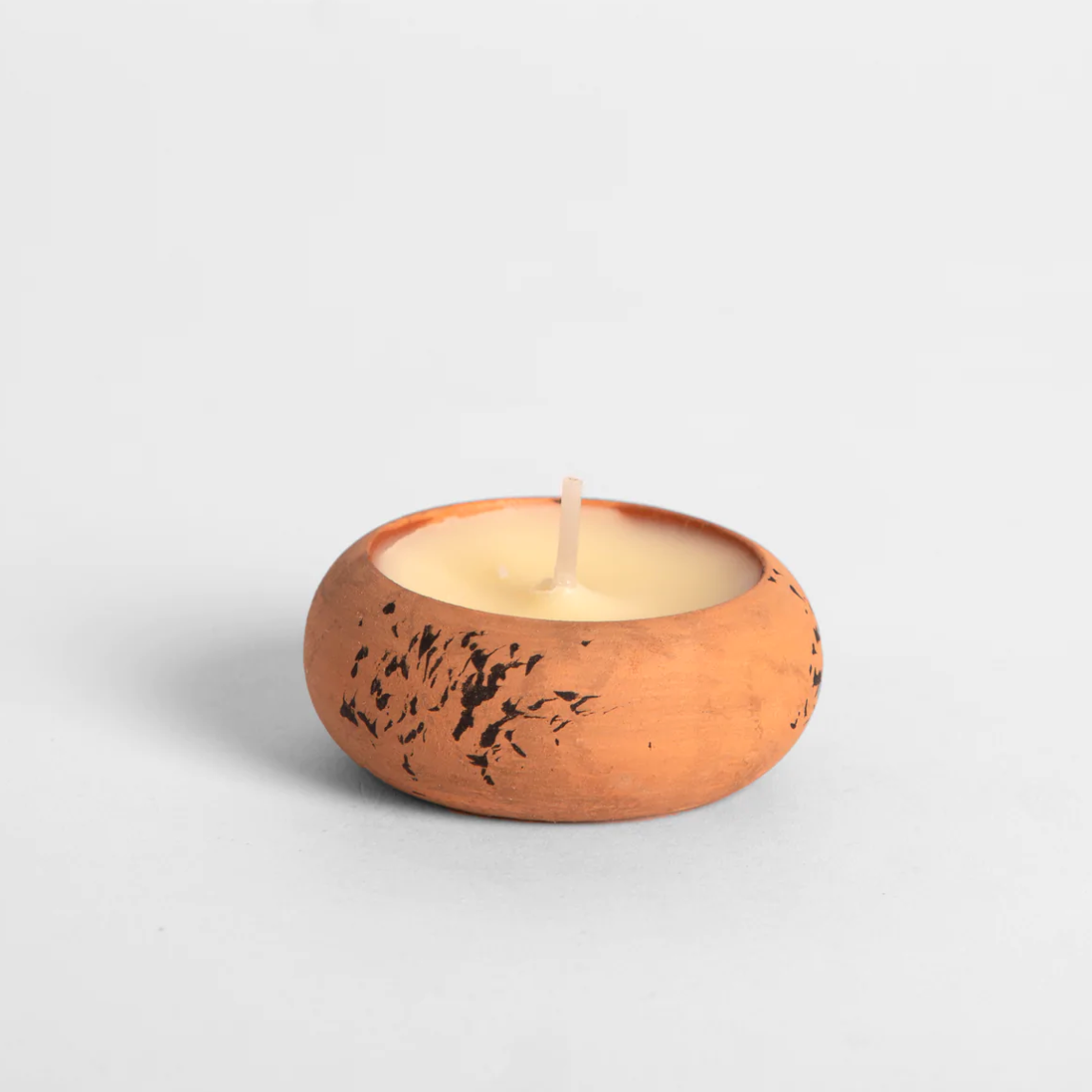 St Eval Bay & Rosemary Scented Terracotta Tea Light